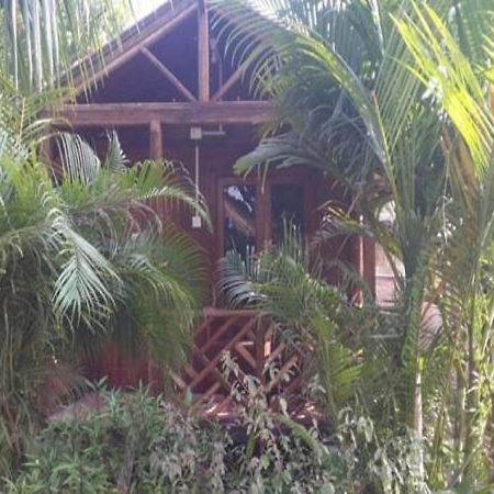 Sea Bird Beach Cafe & Cottages Морджим Екстериор снимка